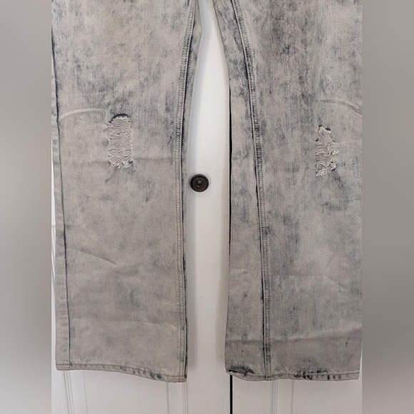 ROAD NARROWS NYC Men's Jeans - Picture 7 of 10